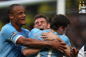 C罗赛后在球场中央独自默哀致敬传奇，c罗出战